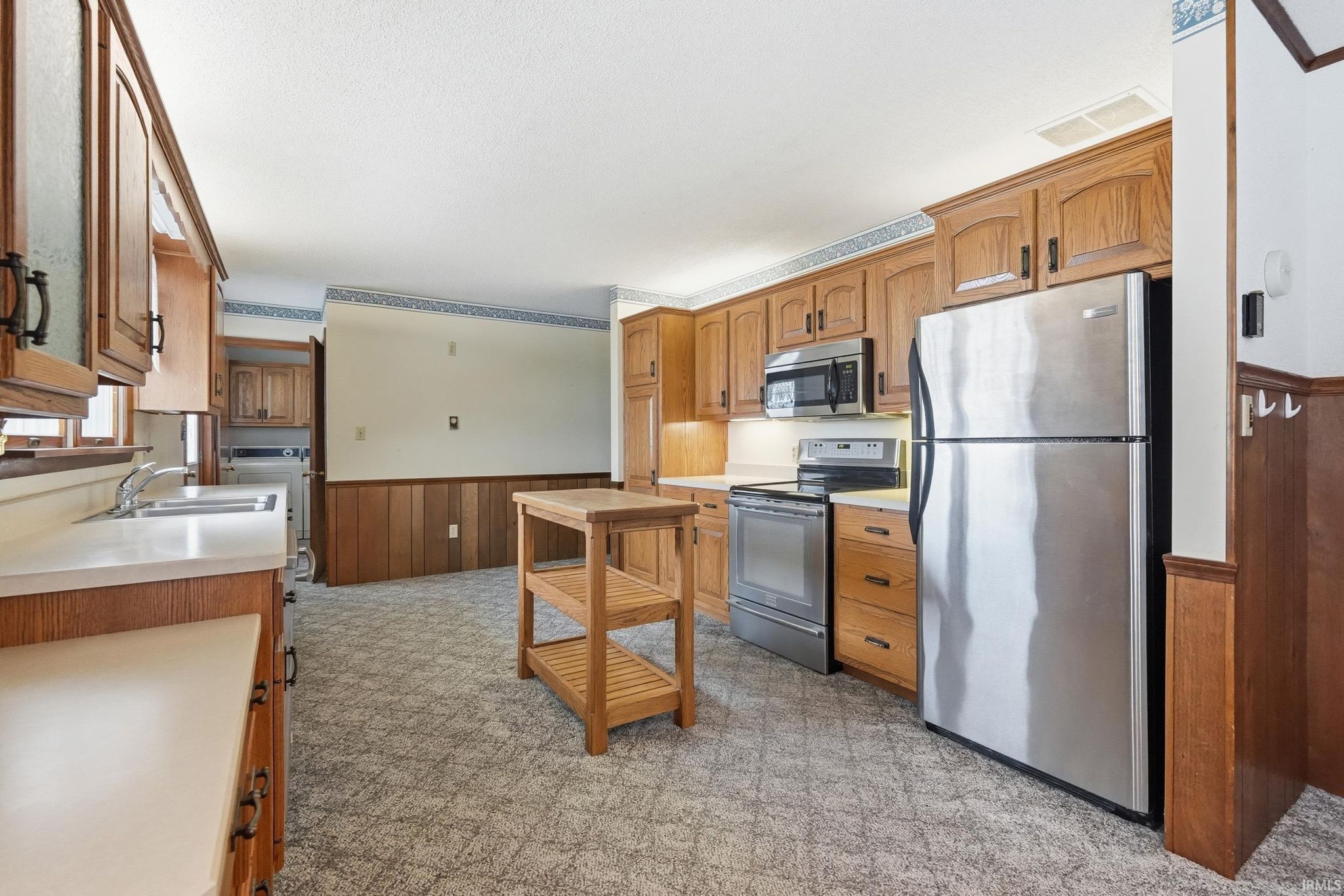 Image of 2424 N Berthaud Road