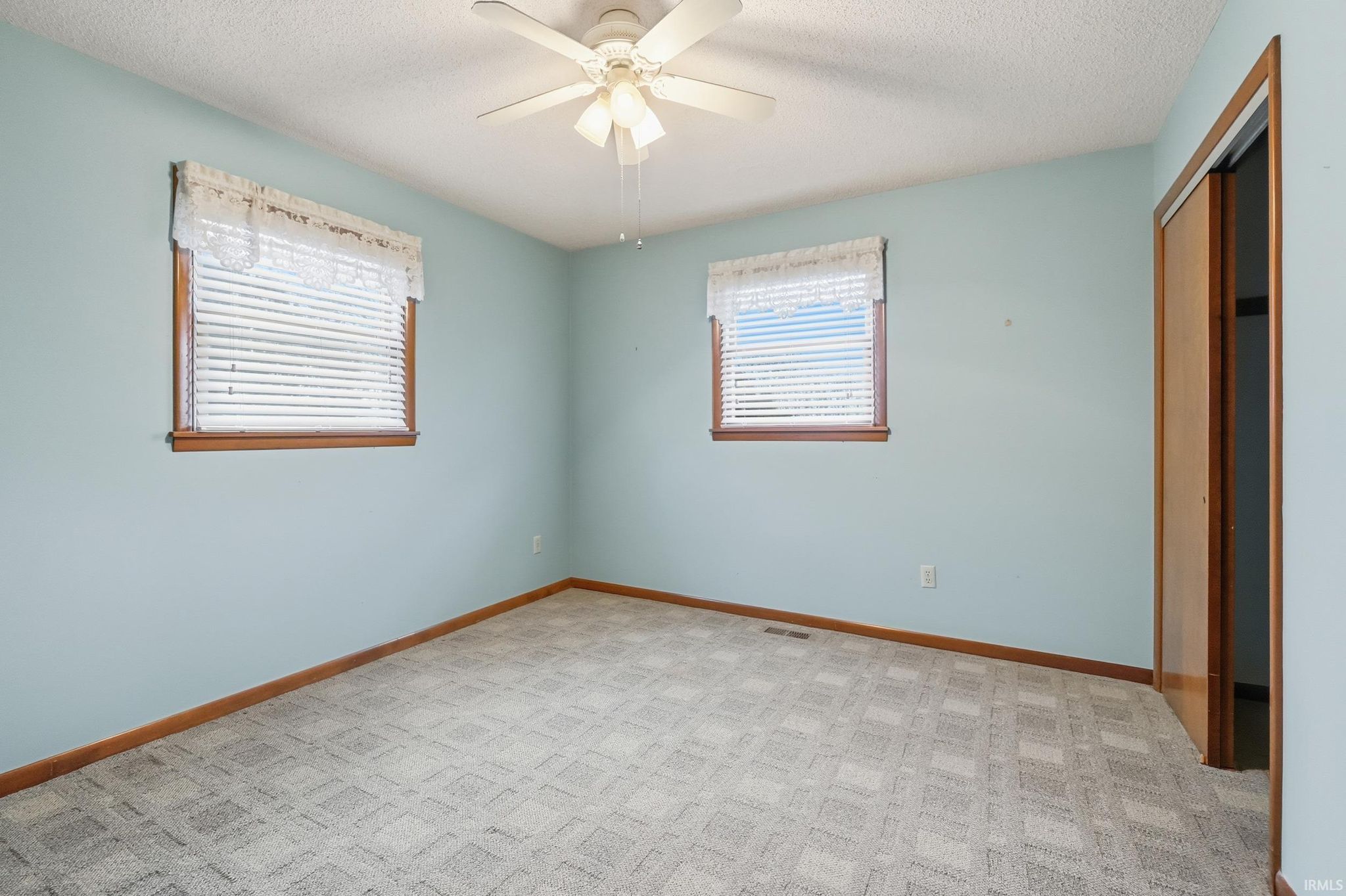 Image of 2424 N Berthaud Road