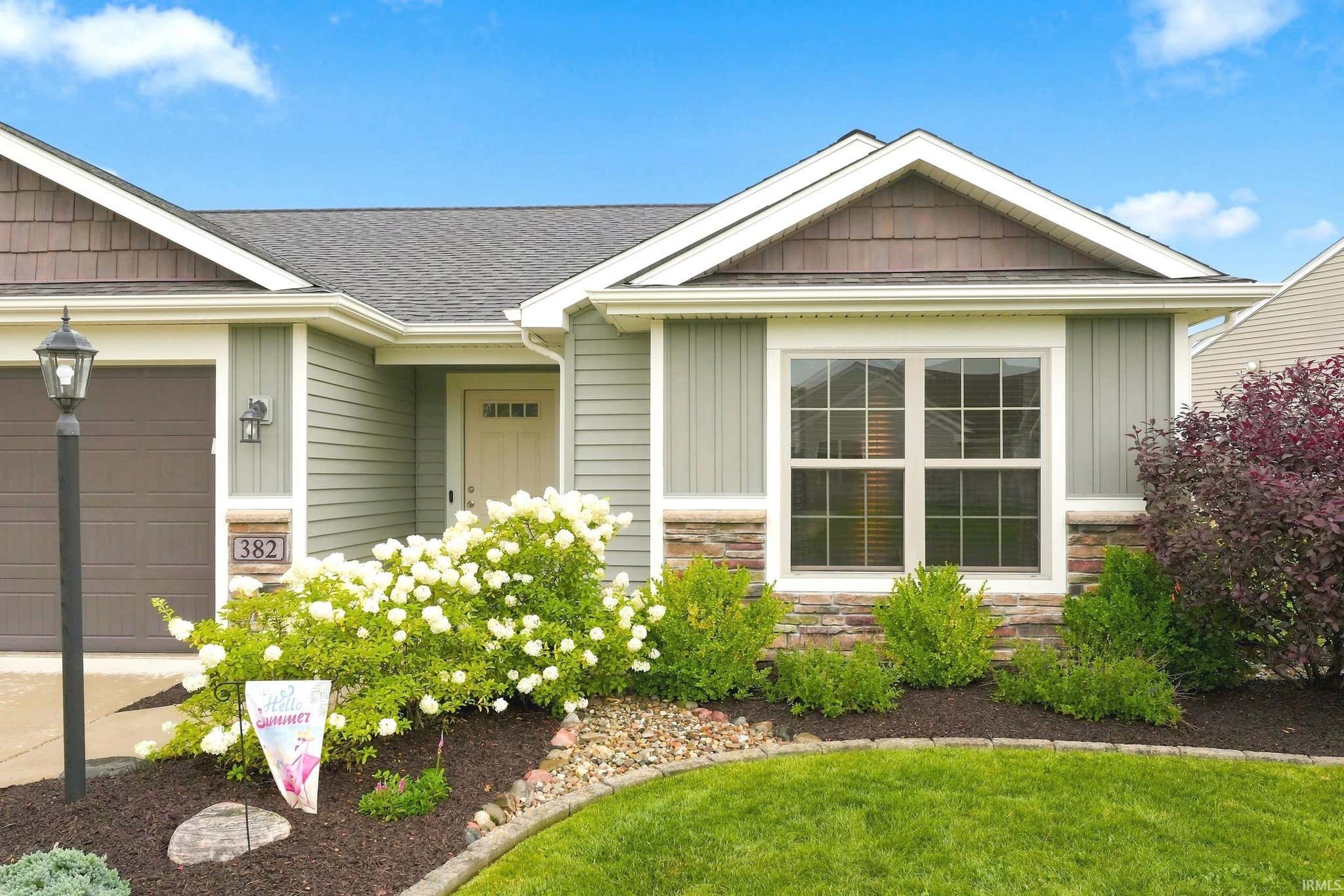 Image of 382 Heyford Court