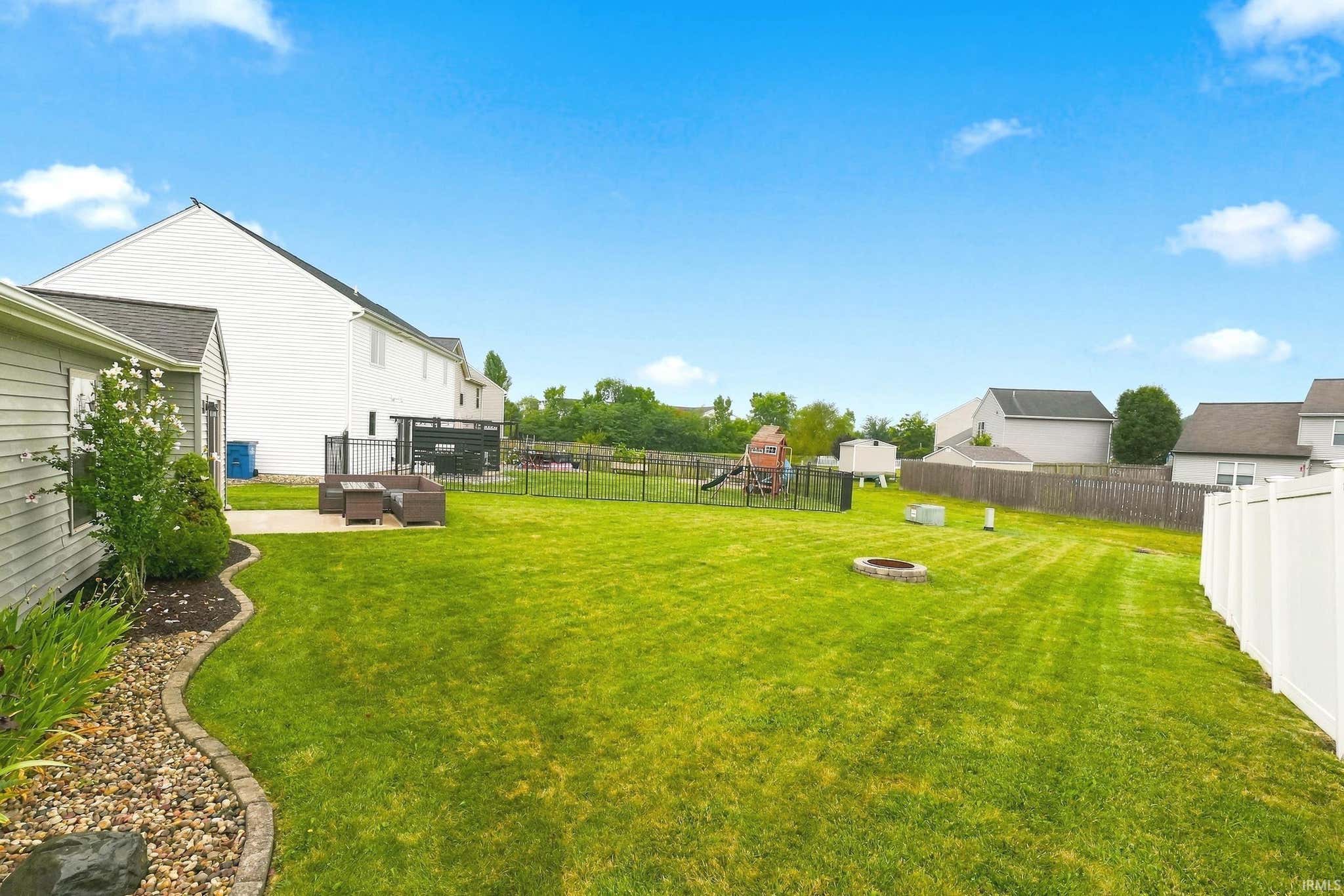 Image of 382 Heyford Court